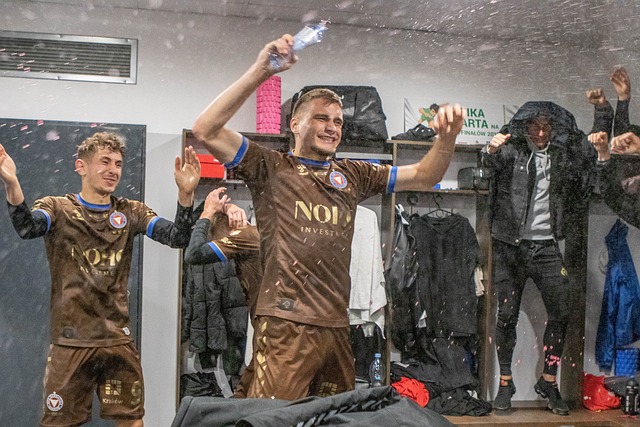 巴赫曼的多 巴赫曼的多